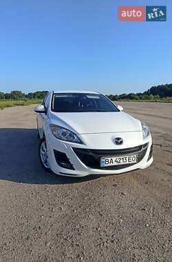 Седан Mazda 3 2010 в Олександрівці
