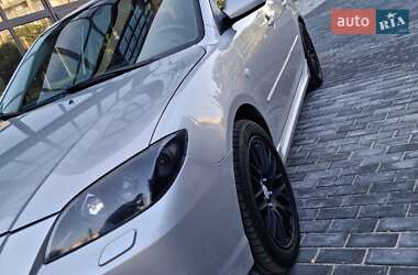 Седан Mazda 3 2007 в 