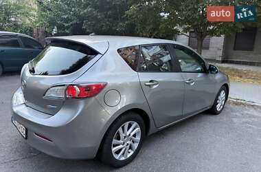 Хэтчбек Mazda 3 2012 в Днепре
