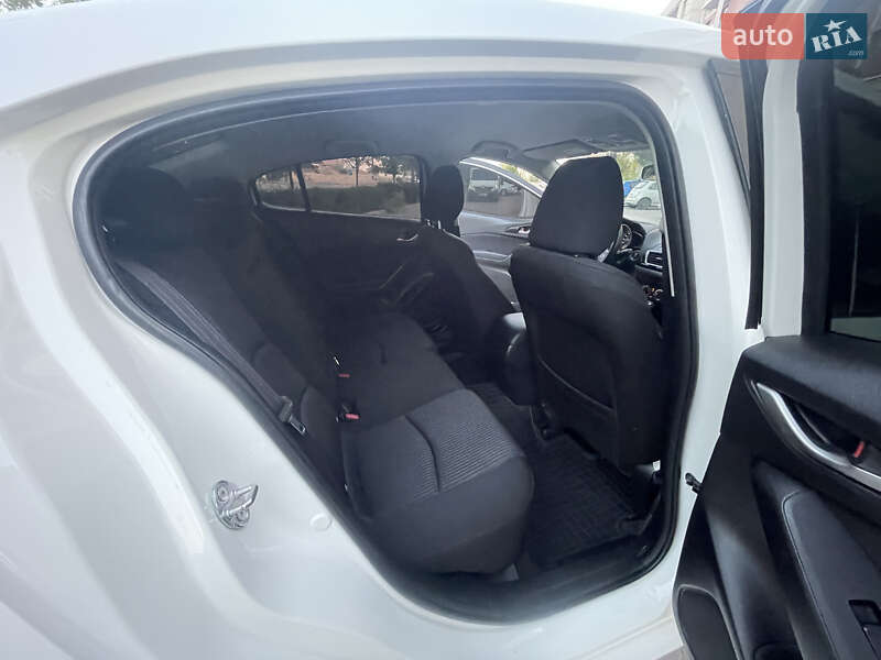 Седан Mazda 3 2015 в Одесі фото 17 Седан Mazda 3 2015 в Одесі