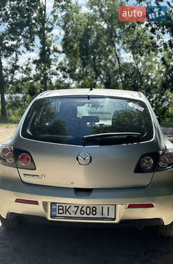 Хэтчбек Mazda 3 2006 в 