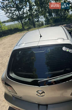 Хэтчбек Mazda 3 2006 в 