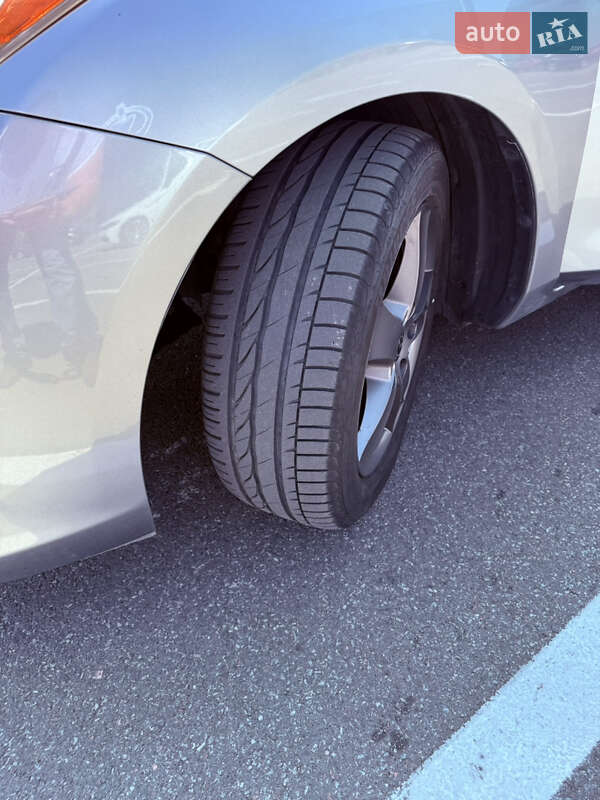 Седан Mazda 3 2012 в Ровно