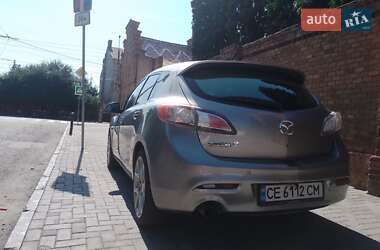 Хетчбек Mazda 3 2010 в Чернівцях