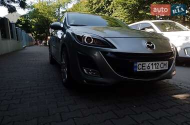 Хетчбек Mazda 3 2010 в Чернівцях