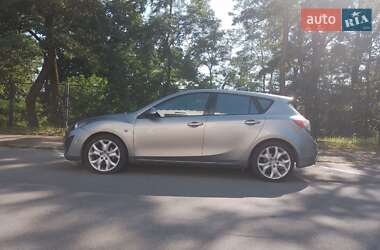 Хэтчбек Mazda 3 2010 в 