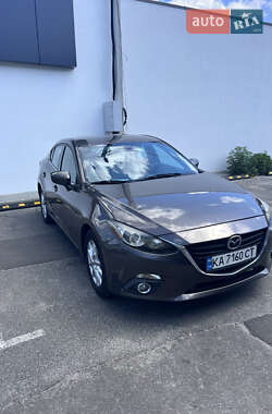 Седан Mazda 3 2015 в Киеве