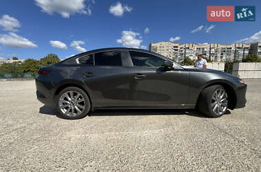 Седан Mazda 3 2022 в 