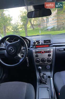 Хэтчбек Mazda 3 2007 в 