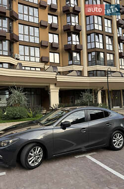 Седан Mazda 3 2013 в 