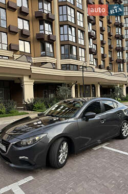 Седан Mazda 3 2013 в 