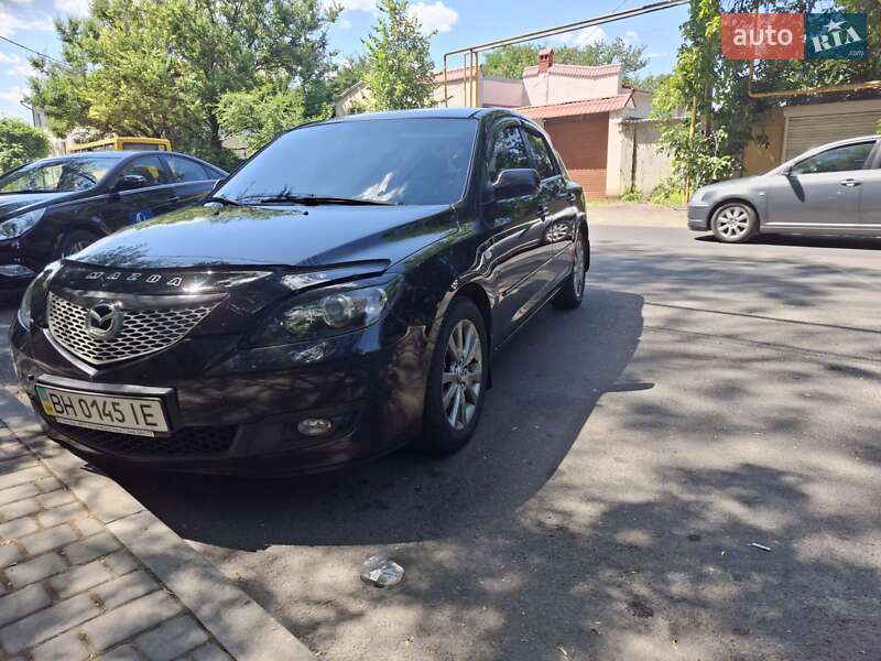 Хэтчбек Mazda 3 2007 в 