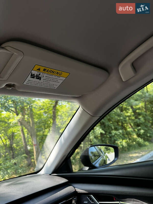 Седан Mazda 3 2019 в Южноукраинске