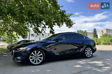 Седан Mazda 3 2019 в Южноукраїнську