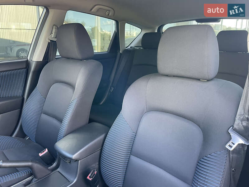 Хэтчбек Mazda 3 2005 в Полтаве