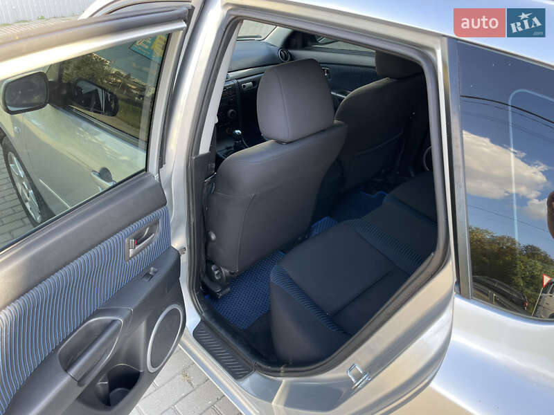 Хэтчбек Mazda 3 2005 в Полтаве