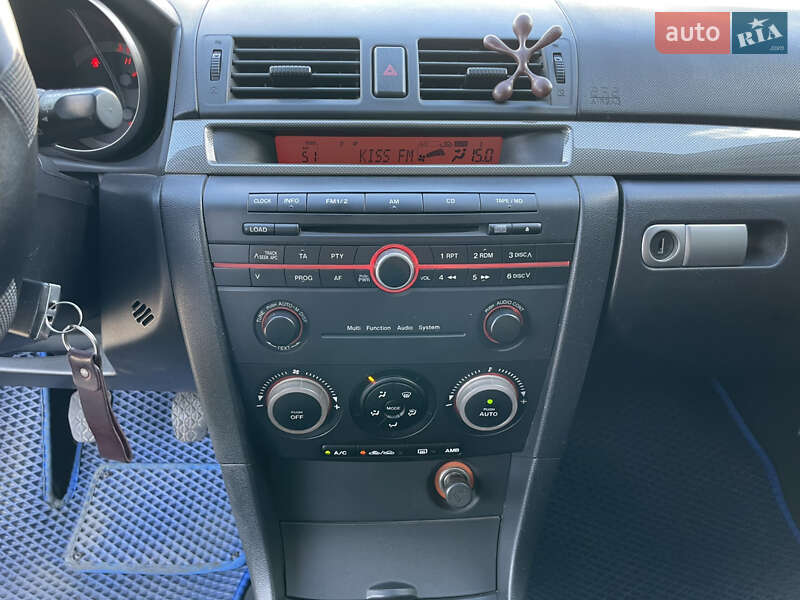Хэтчбек Mazda 3 2005 в Полтаве