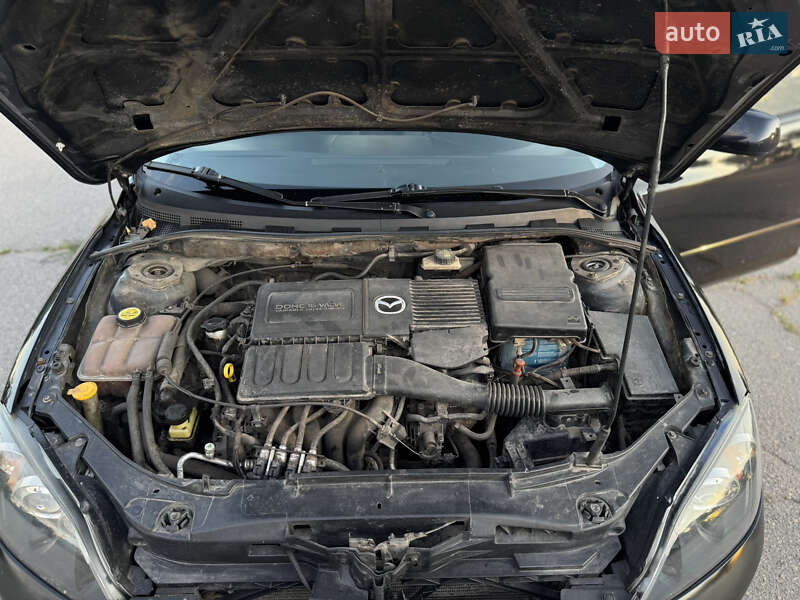 Хэтчбек Mazda 3 2004 в Кропивницком