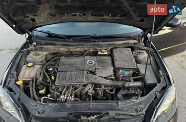 Хэтчбек Mazda 3 2004 в 