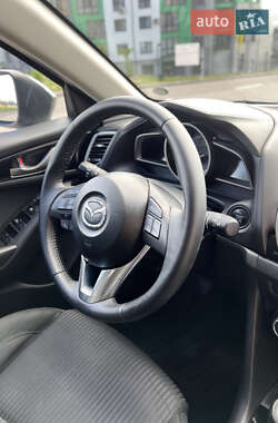 Хэтчбек Mazda 3 2014 в 