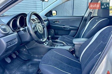 Седан Mazda 3 2005 в 