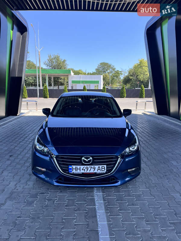 Седан Mazda 3 2018 в Одессе