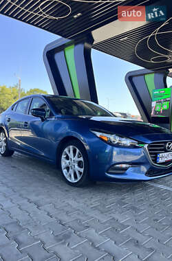 Седан Mazda 3 2018 в 