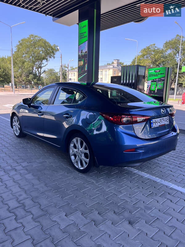 Седан Mazda 3 2018 в Одессе