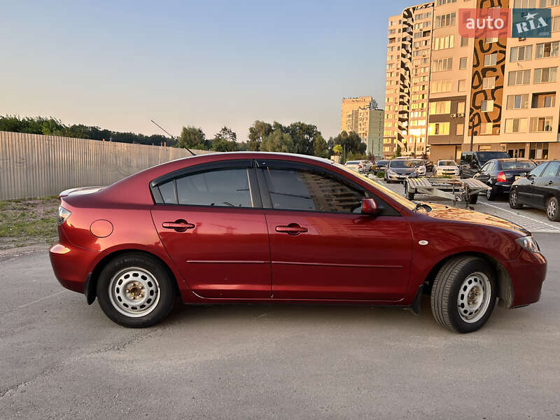 Седан Mazda 3 2008 в Броварах