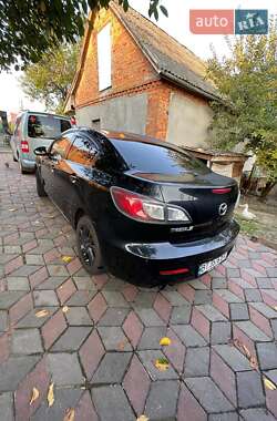 Седан Mazda 3 2012 в 