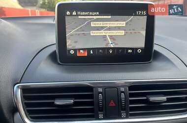 Хэтчбек Mazda 3 2015 в 