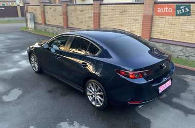 Седан Mazda 3 2021 в 