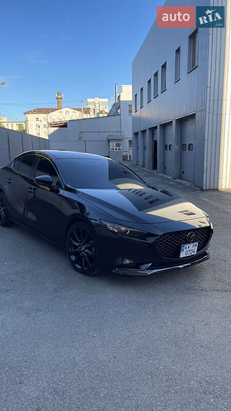 Седан Mazda 3 2019 в Киеве