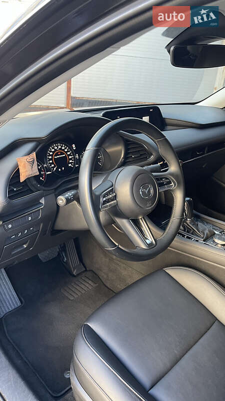 Седан Mazda 3 2019 в Киеве