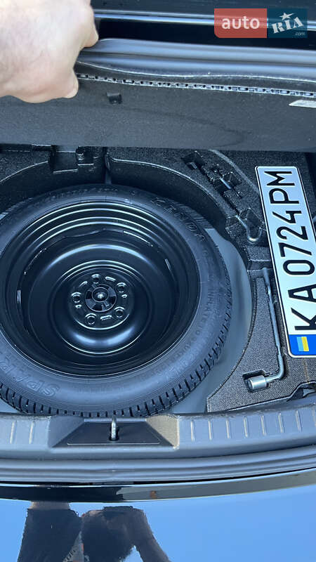 Седан Mazda 3 2019 в Киеве