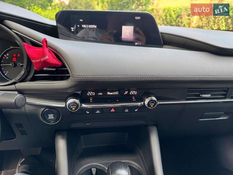 Седан Mazda 3 2020 в Киеве