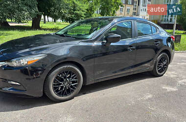 Седан Mazda 3 2017 в 