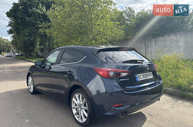 Хэтчбек Mazda 3 2017 в 