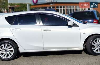 Хэтчбек Mazda 3 2012 в 