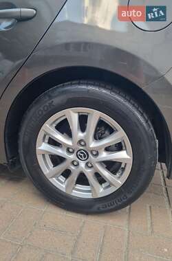 Седан Mazda 3 2013 в 