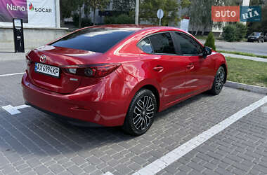 Седан Mazda 3 2015 в 