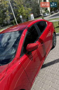 Седан Mazda 3 2015 в 