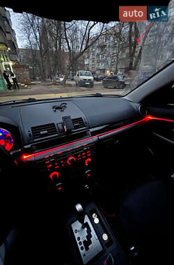 Хэтчбек Mazda 3 2006 в 
