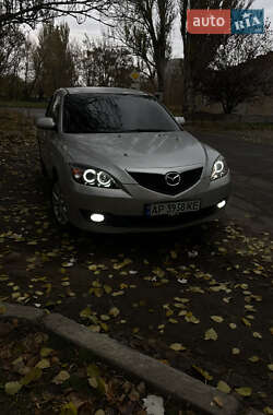 Хэтчбек Mazda 3 2006 в 