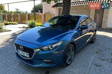 Седан Mazda 3 2017 в 