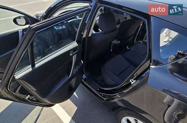 Хэтчбек Mazda 3 2010 в 