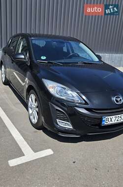 Хэтчбек Mazda 3 2010 в Киеве
