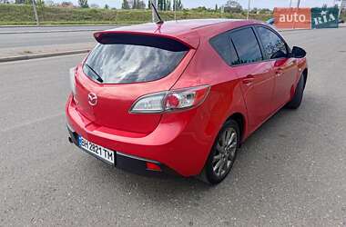 Хэтчбек Mazda 3 2011 в 