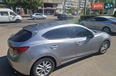 Хэтчбек Mazda 3 2014 в 