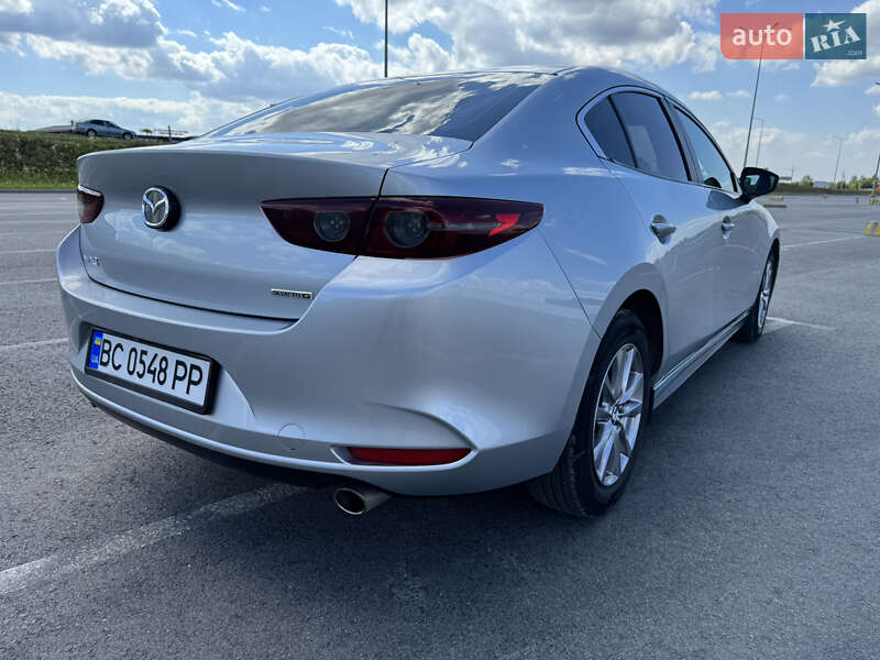 Седан Mazda 3 2019 в Львове